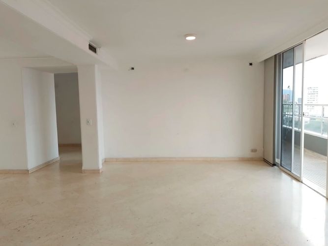 Apartamento de 4 alcobas en venta en El Poblado, Medellín, 248 m² · foto 6 de 19