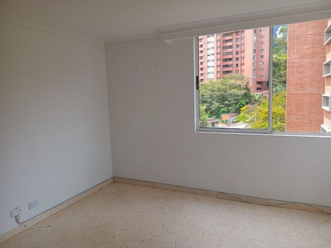Apartamento de 4 alcobas en venta en El Poblado, Medellín, 248 m² · foto 9 de 19