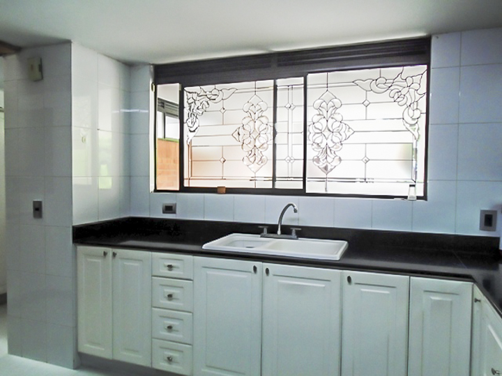 Casa en arriendo en El Poblado, Medellín · foto 8 de 20