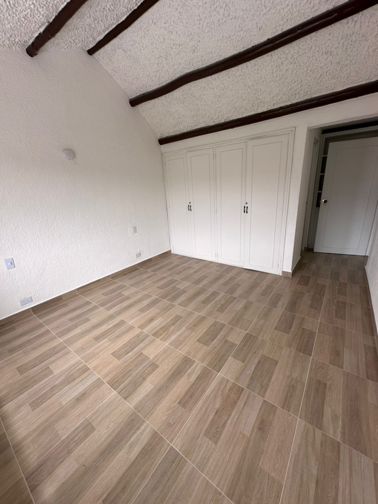 Casa en venta en Villa Magdala, Bogotá · foto 9 de 23