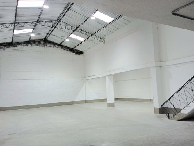 Bodega en arriendo en Zona Industrial, Cali, 450 m² · foto 5 de 6