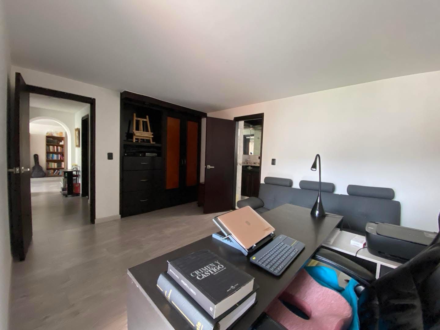 Apartamento en venta en Santa Barbara, Bogotá · foto 8 de 16