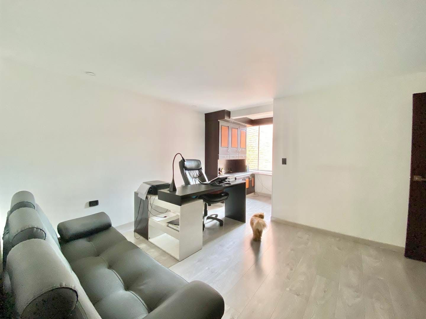 Apartamento en venta en Santa Barbara, Bogotá · foto 10 de 16