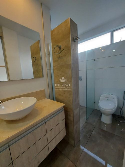 Apartamento de 3 alcobas en venta en Cristales, Cali, 116 m² · foto 12 de 22