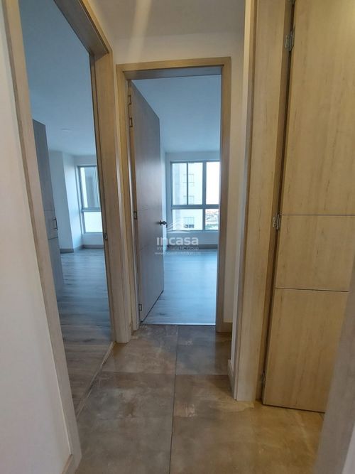 Apartamento de 3 alcobas en venta en Cristales, Cali, 116 m² · foto 15 de 22