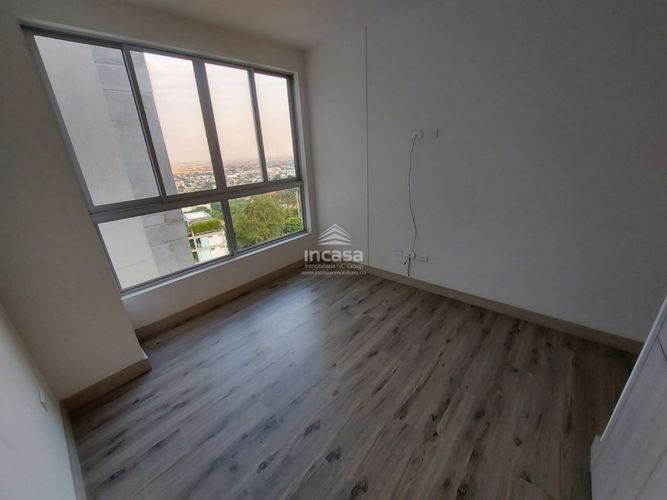 Apartamento de 3 alcobas en venta en Cristales, Cali, 116 m² · foto 16 de 22