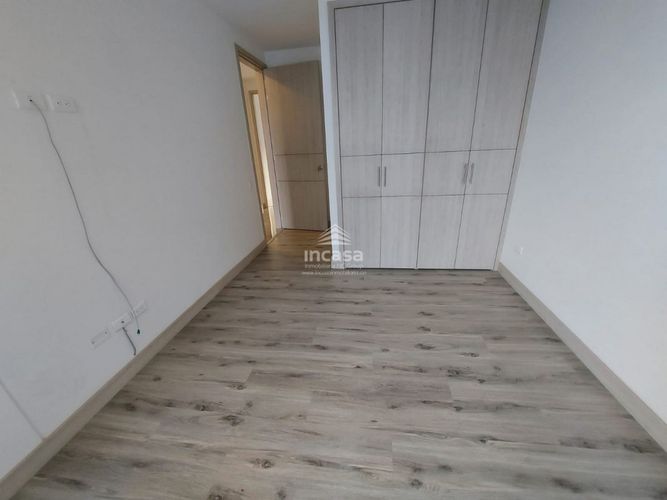 Apartamento de 3 alcobas en venta en Cristales, Cali, 116 m² · foto 18 de 22