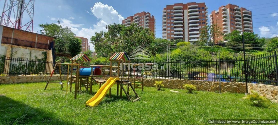 Apartamento de 3 alcobas en venta en Cristales, Cali, 116 m² · foto 21 de 22