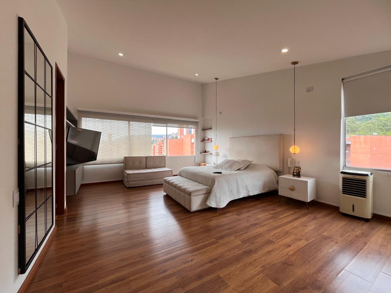 Apartamento en arriendo en El Poblado, Medellín · foto 9 de 19