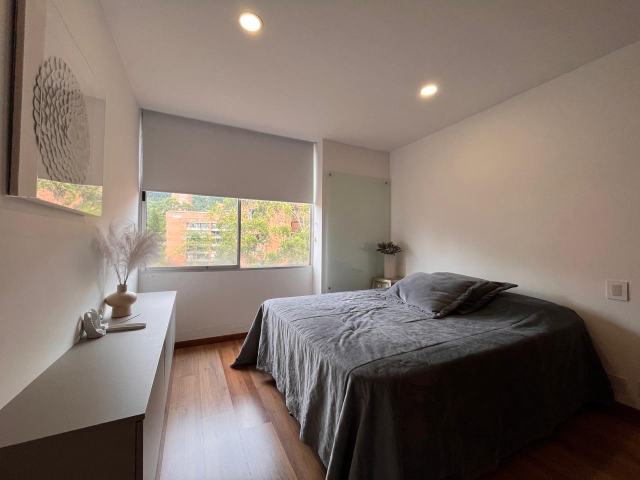 Apartamento en arriendo en El Poblado, Medellín · foto 10 de 19