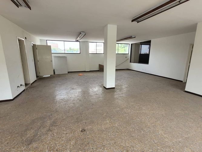 Edificio en venta en San Vicente, Cali, 855 m² · foto 5 de 14