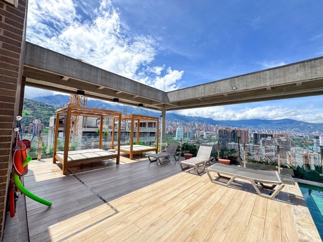 Apartaestudio en venta en El Poblado, Medellín, 80 m² · foto 21 de 24