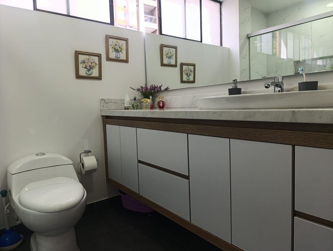 Casa de 3 alcobas en venta en El Poblado, Medellín, 210 m² · foto 17 de 20