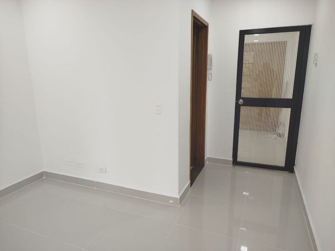 Oficina en arriendo en El Poblado, Medellín, 35 m² · foto 3 de 16