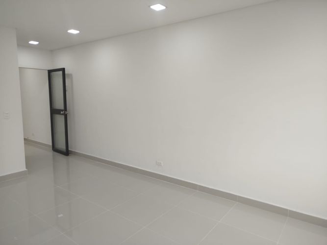 Oficina en arriendo en El Poblado, Medellín, 35 m² · foto 11 de 16
