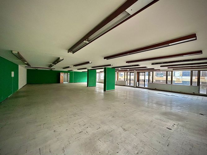 Oficina en venta en El Centro, Manizales, 276 m² · foto 2 de 11