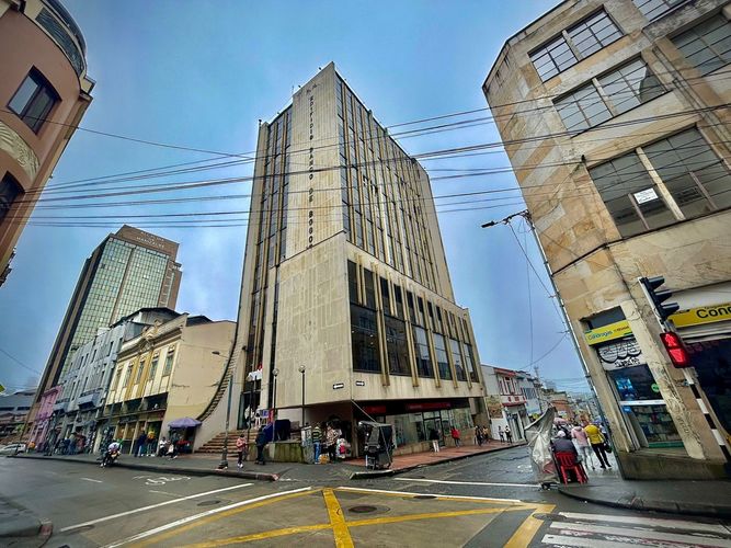 Oficina en venta en El Centro, Manizales, 276 m² · foto 9 de 11