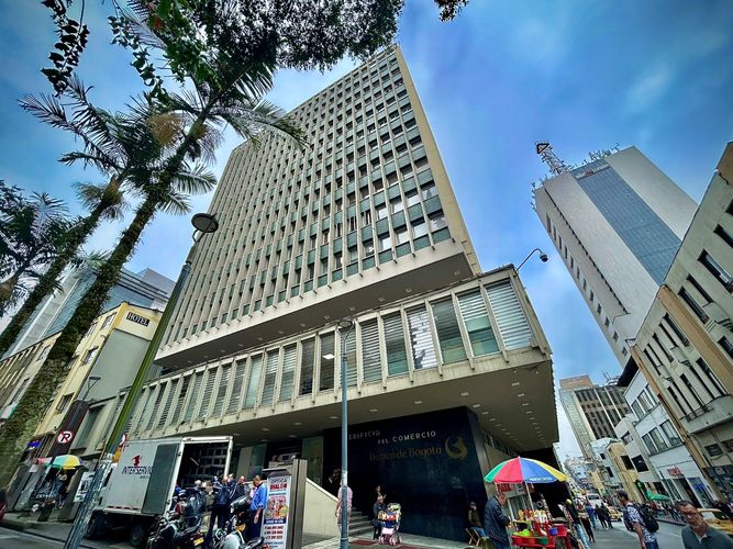Local en venta en El Centro, Manizales, 606 m² · foto 2 de 17