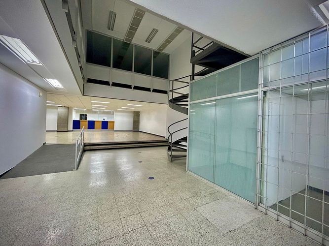Local en venta en El Centro, Manizales, 606 m² · foto 8 de 17