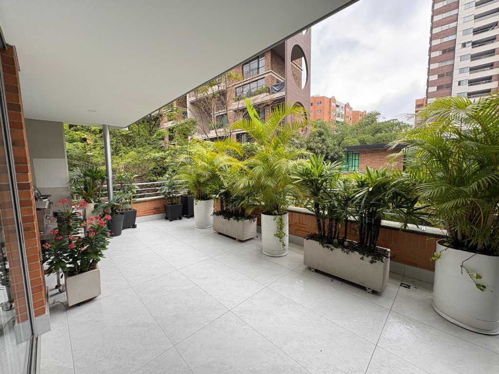 Apartamento en venta en Castropol, Medellín [No disponible] 3