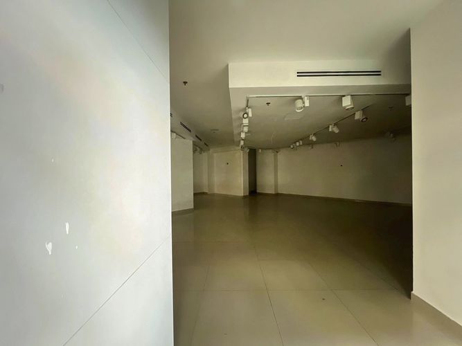 Local en venta en Conquistadores, Medellín, 254 m² · foto 10 de 13