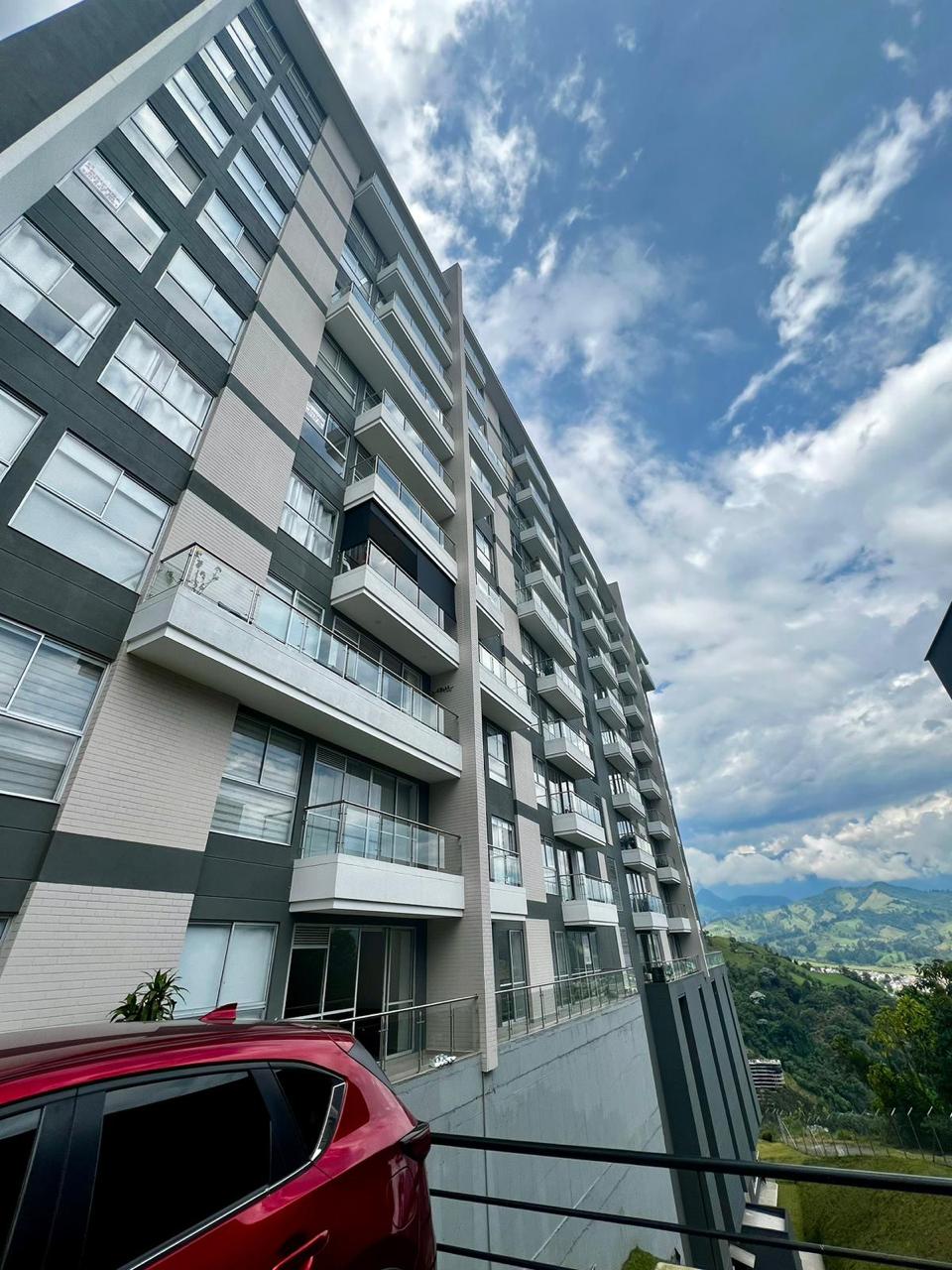 Apartamento en venta en Milan, Manizales · foto 3 de 19