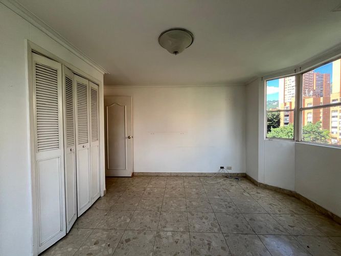 Apartamento de 3 alcobas en arriendo en El Poblado, Medellín, 177 m² · foto 11 de 15