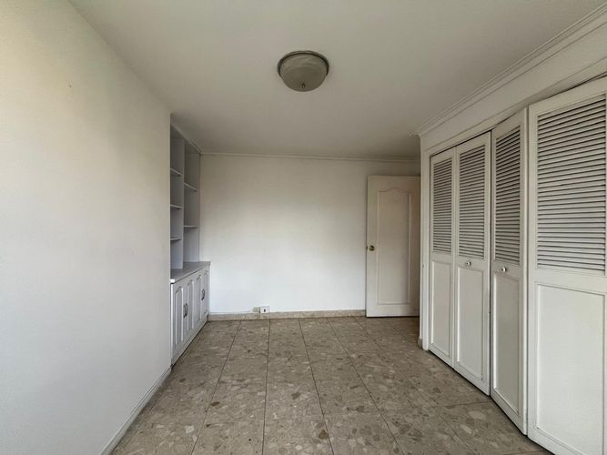 Apartamento de 3 alcobas en arriendo en El Poblado, Medellín, 177 m² · foto 12 de 15