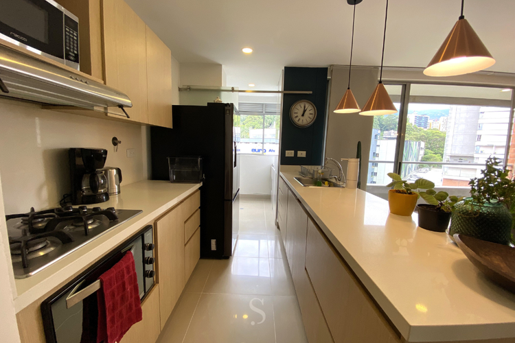 Apartamento de 3 alcobas en arriendo en El Poblado, Medellín, 97 m² · foto 7 de 20