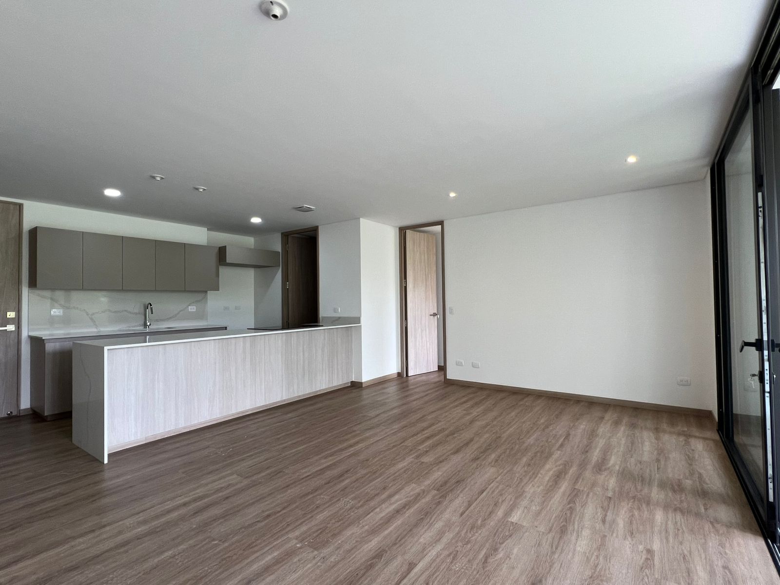 2BR Apartment in Sajonia (105 m²) - 2