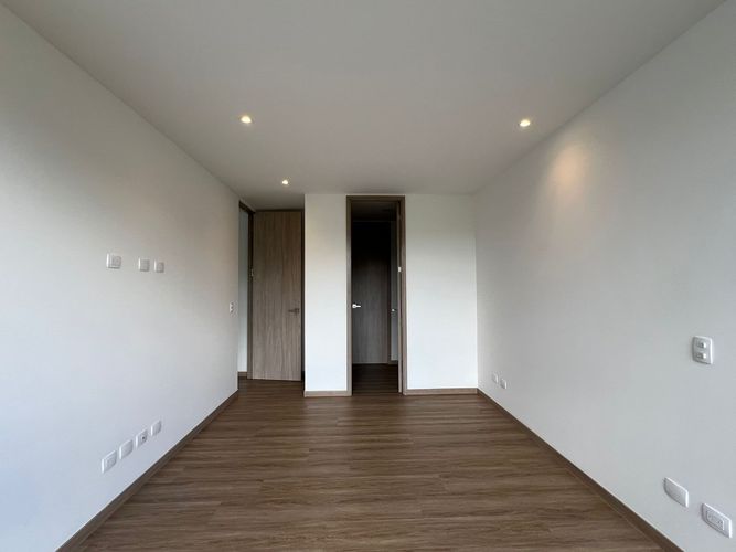 Apartamento de 2 alcobas en arriendo en Sajonia, Rionegro, 105 m² · foto 5 de 12