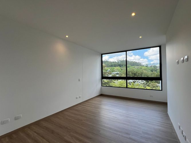 Apartamento de 2 alcobas en arriendo en Sajonia, Rionegro, 105 m² · foto 8 de 12