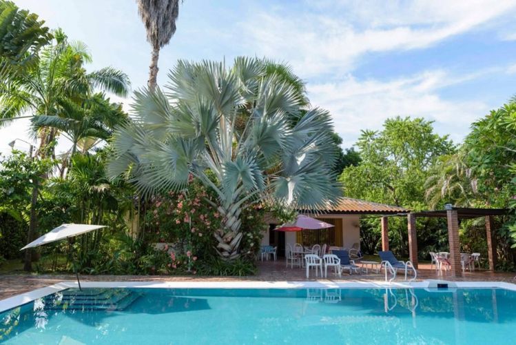 Casa de 5 alcobas en venta en Ricaurte, 305 m² · foto 3 de 12