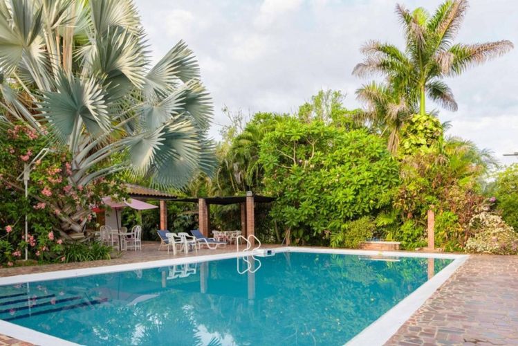 Casa de 5 alcobas en venta en Ricaurte, 305 m² · foto 8 de 12