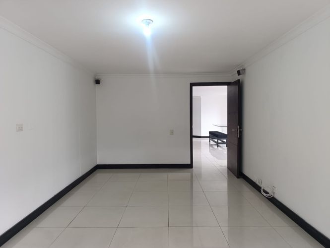 Apartamento de 2 alcobas en arriendo en El Poblado, Medellín, 150 m² · foto 10 de 18