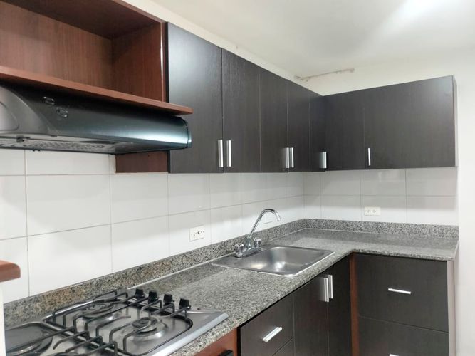 Apartamento de 3 alcobas en arriendo en Otraparte, Envigado, 98 m² · foto 4 de 18