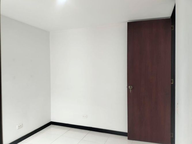 Apartamento de 3 alcobas en arriendo en Otraparte, Envigado, 98 m² · foto 11 de 18
