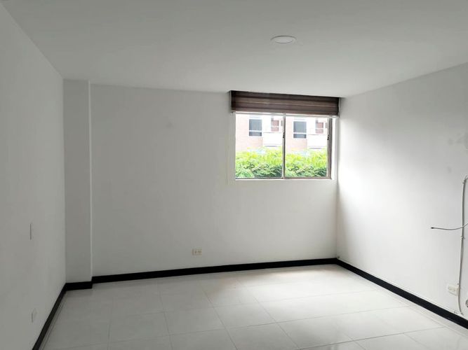 Apartamento de 3 alcobas en arriendo en Otraparte, Envigado, 98 m² · foto 16 de 18