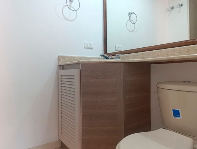 Apartamento de 1 alcoba en arriendo en Las Lomas, Medellín, 52 m² · foto 11 de 11