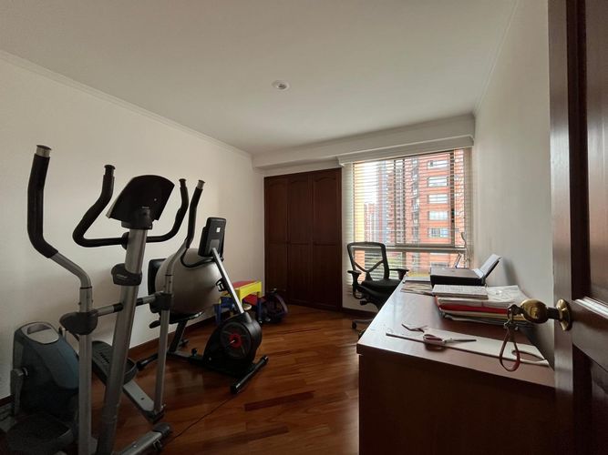Apartamento de 3 alcobas en venta en El Poblado, Medellín, 167 m² · foto 8 de 17