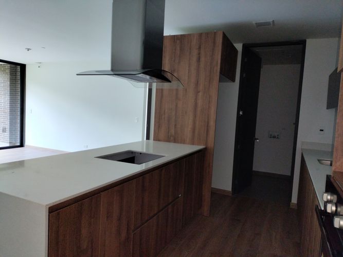 Apartamento de 3 alcobas en venta en El Poblado, Medellín, 117 m² · foto 6 de 20