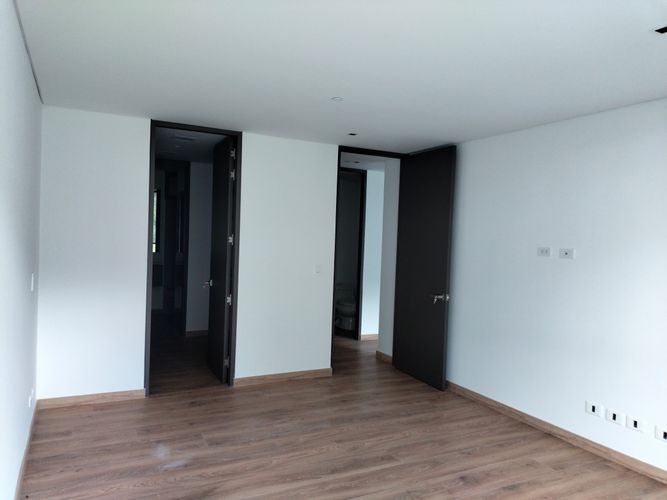 Apartamento de 3 alcobas en venta en El Poblado, Medellín, 117 m² · foto 8 de 20