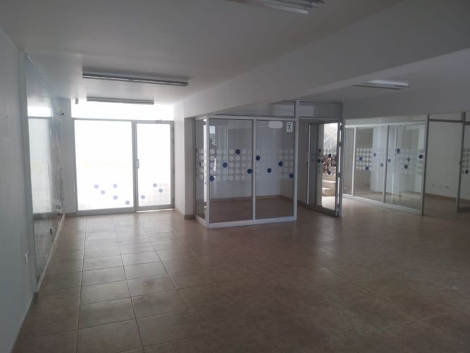 Oficina en arriendo en Belén, Medellín, 250 m² · foto 4 de 19