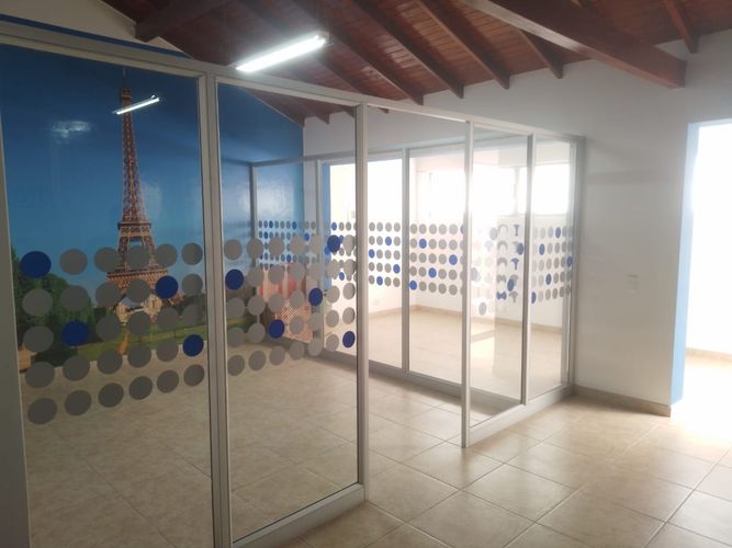 Oficina en arriendo en Belén, Medellín, 250 m² · foto 18 de 19