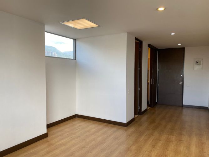 Oficina en arriendo en El Poblado, Medellín, 35 m² · foto 5 de 10