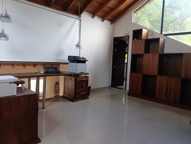 Casa de 4 alcobas en venta en El Poblado, Medellín, 425 m² · foto 8 de 19