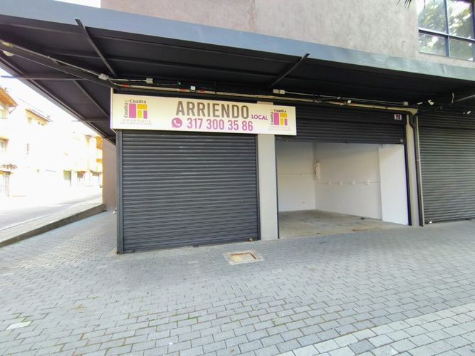 Local en arriendo en Boston, Medellín, 42 m² · foto 3 de 17