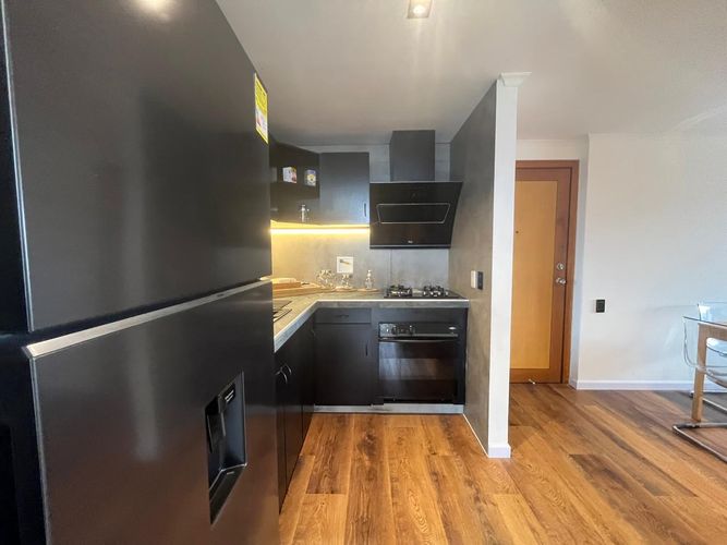 Apartamento de 3 alcobas en arriendo en El Poblado, Medellín, 81 m² · foto 5 de 15