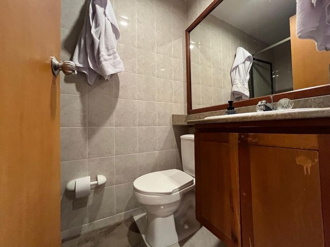 Apartamento de 3 alcobas en arriendo en El Poblado, Medellín, 81 m² · foto 14 de 15