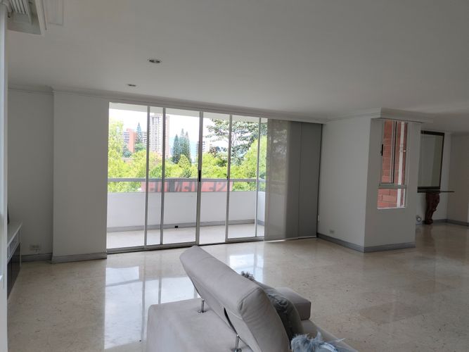 Apartamento de 3 alcobas en venta en El Poblado, Medellín, 154 m² · foto 4 de 20